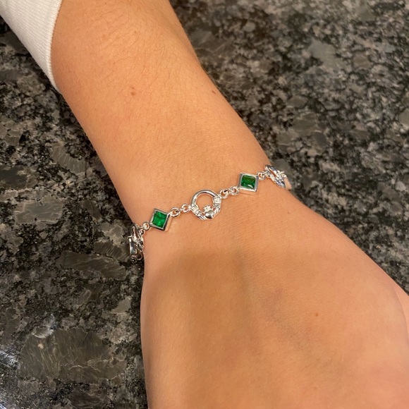 Sale $49 Firm! Sterling Claddagh Charm & Green Cz Bracelet - Picture 16 of 17